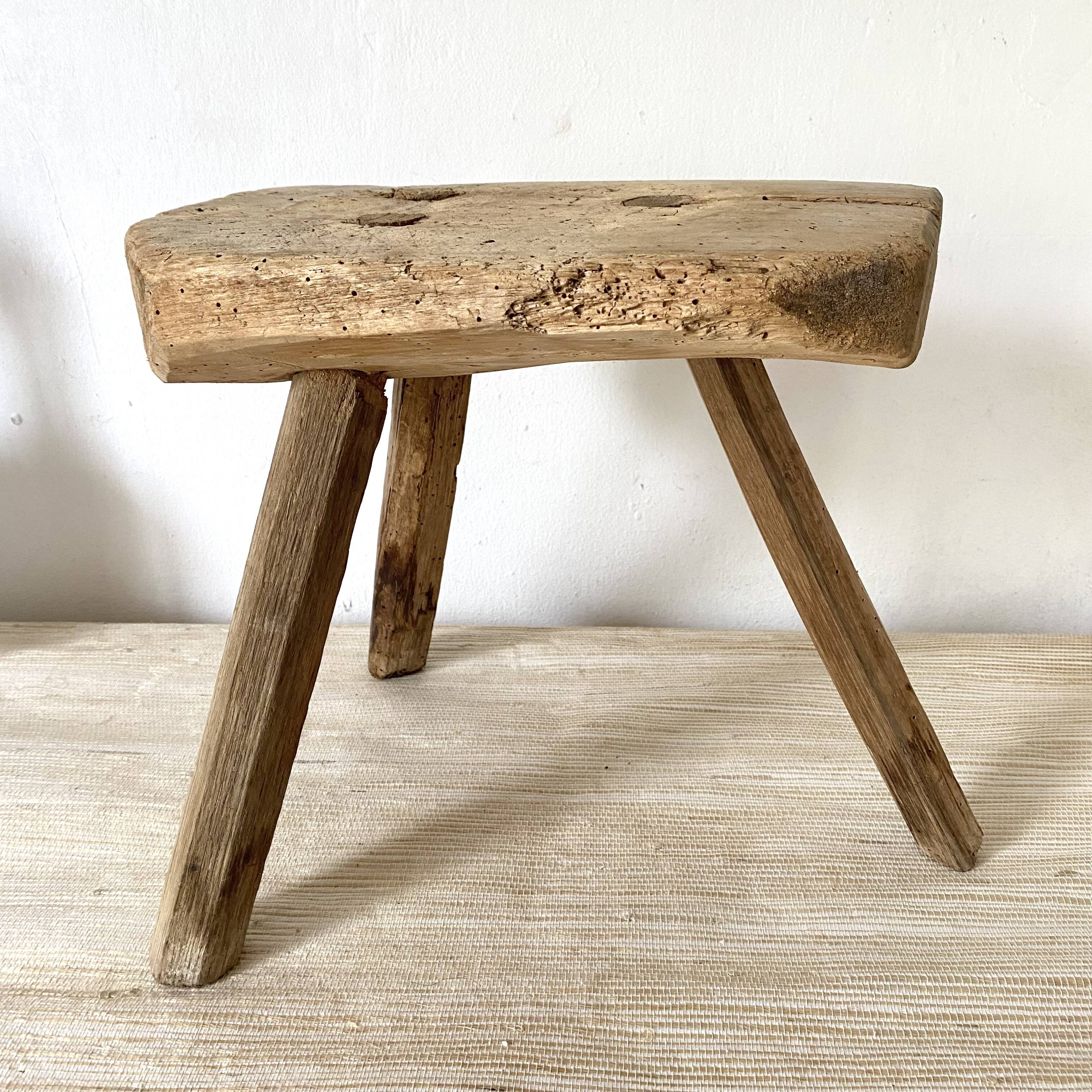 Brutalist tripod farm stool
