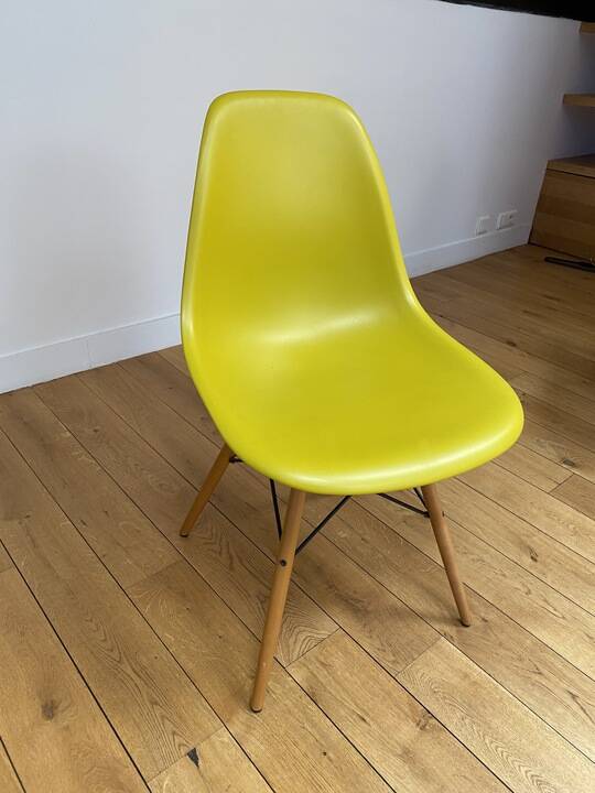 Chaise Originale Vitra Eames  jaune