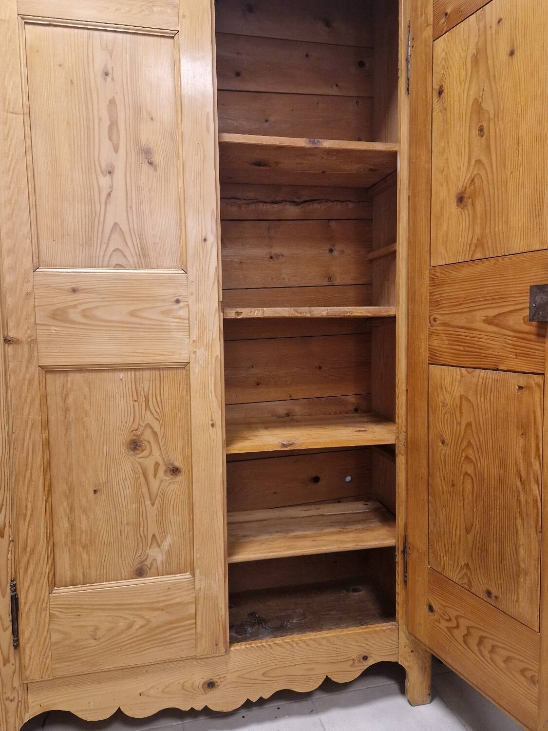 Large late 19th century wardrobe