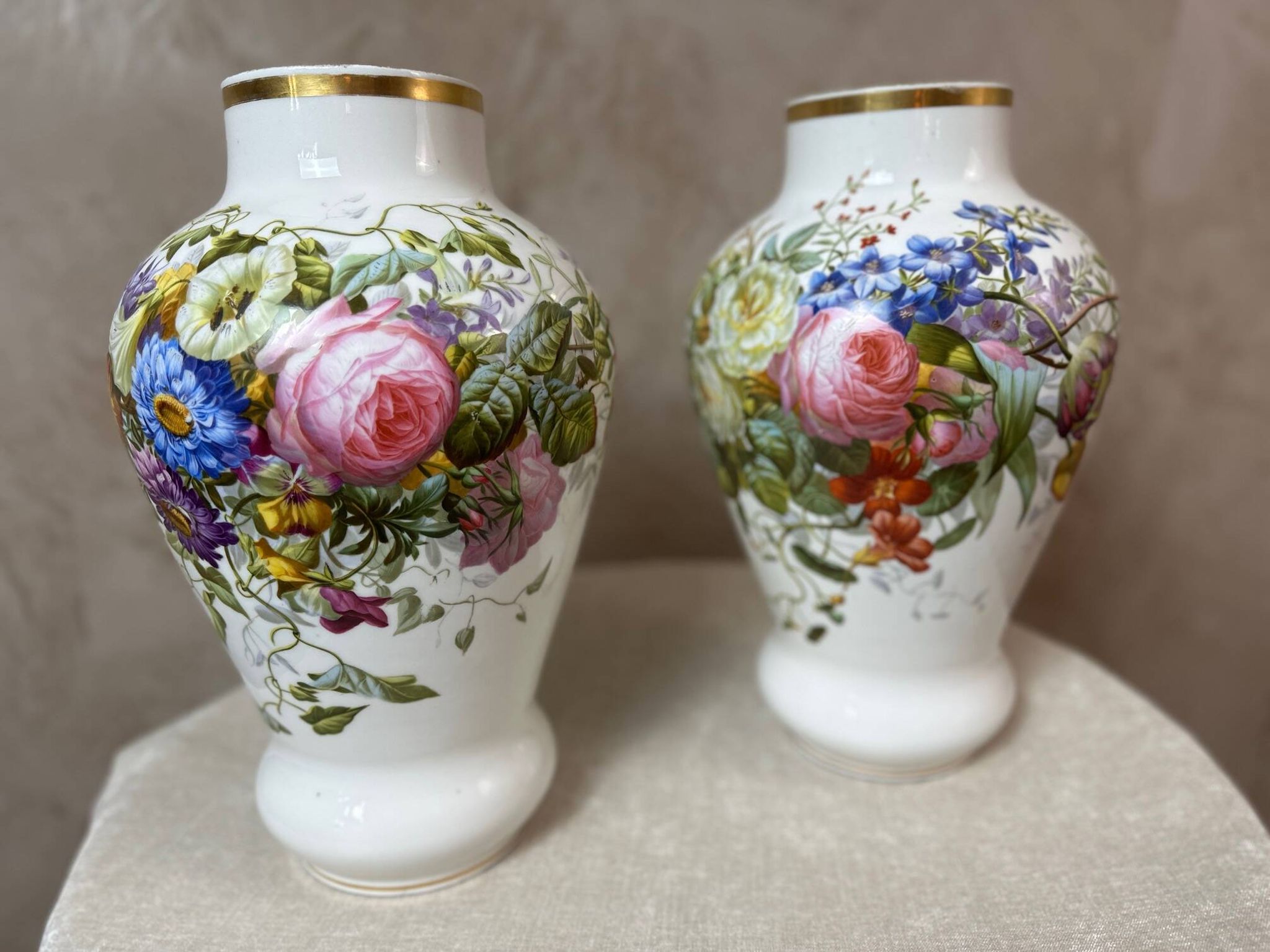 Paire de vases porcelaine de Paris