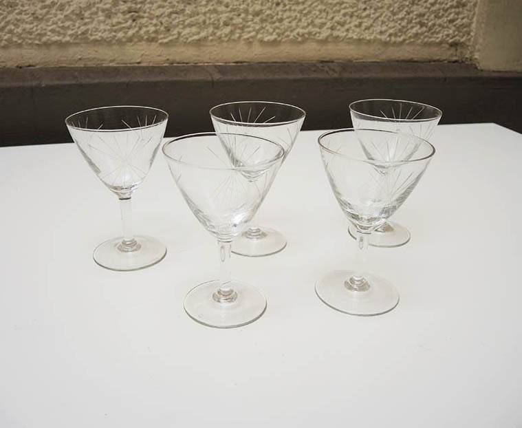 8 Old Art Deco Stemmed Glasses