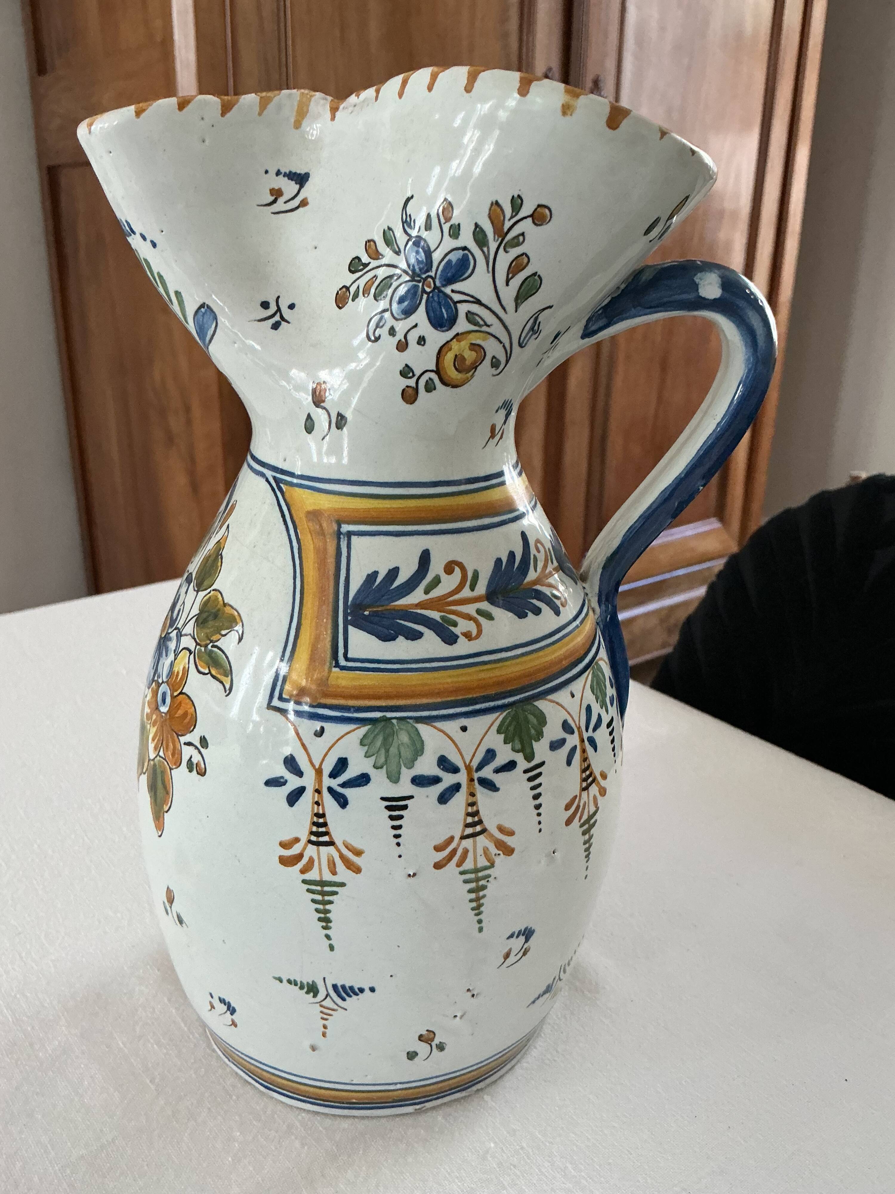 Pichet Talavera Duran signé