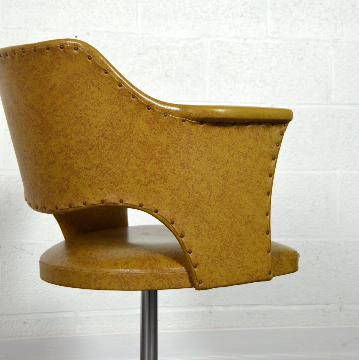 Swivel chair / office vintage 1950 vintage Chair
