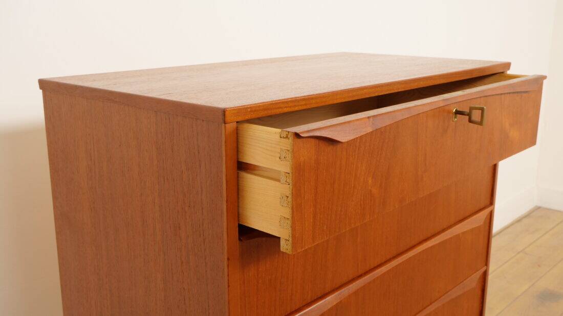 Vintage Danish chest of drawers | Teak | 6 drawers | 106 cm