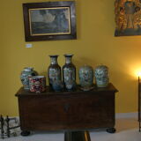 Duo of ceramic vases with Japanese decorations