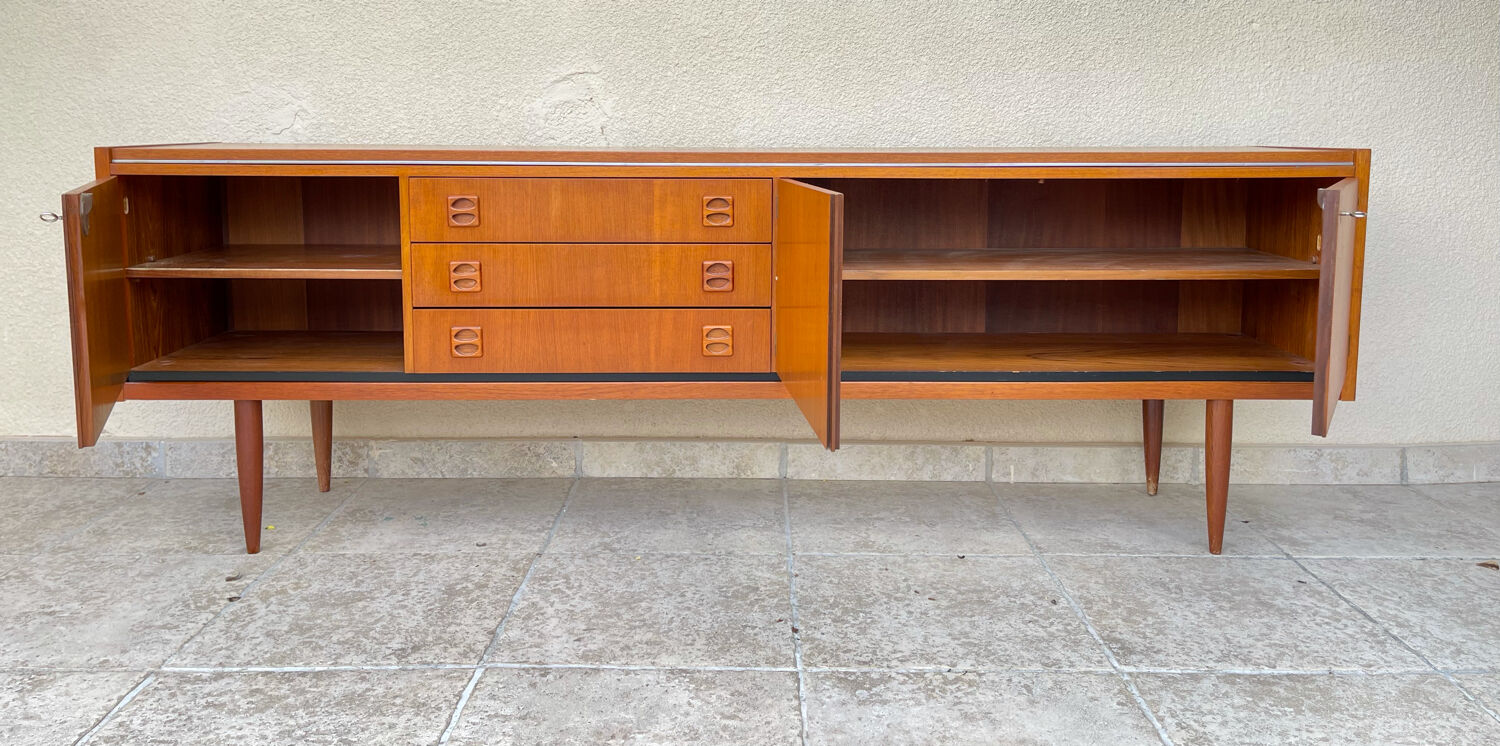 Scandinavian teak row