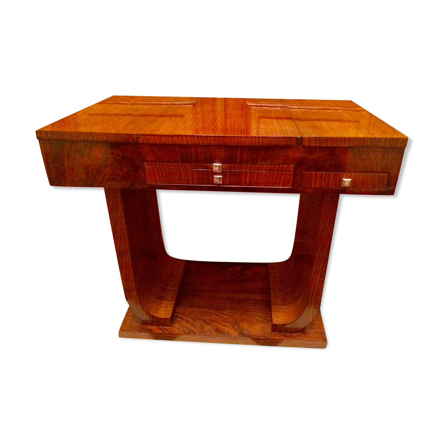 Art deco dressing table