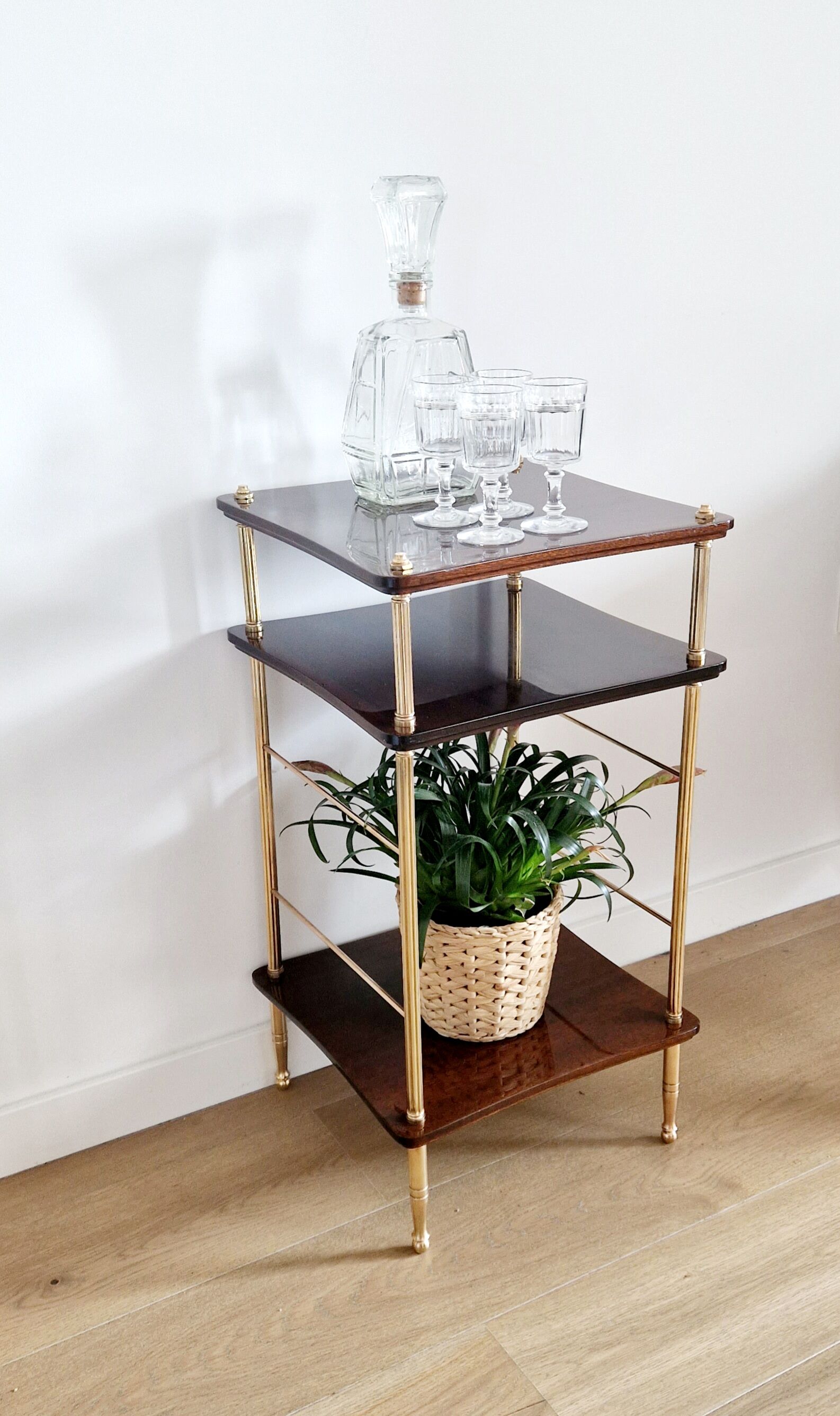 Vintage pedestal table 70s