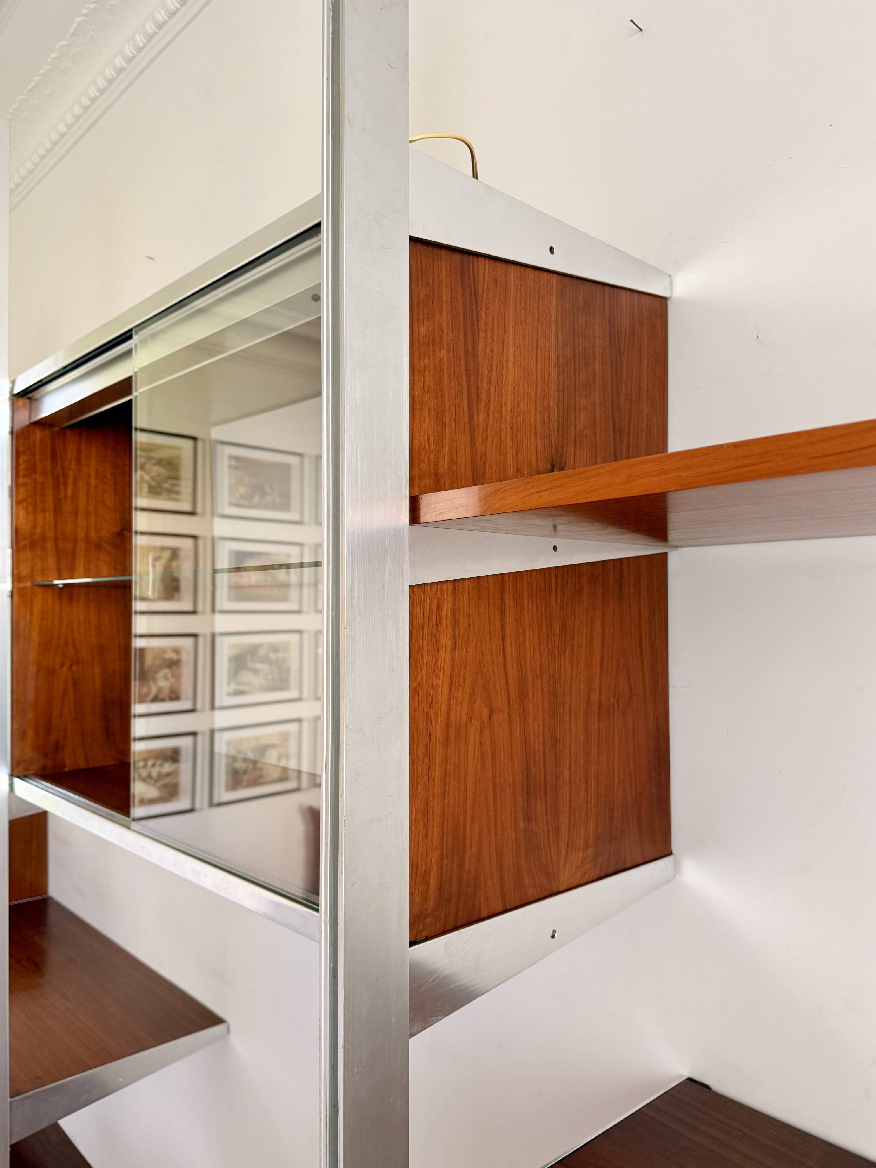 Modular floor library CSS George Nelson by Mobilier International