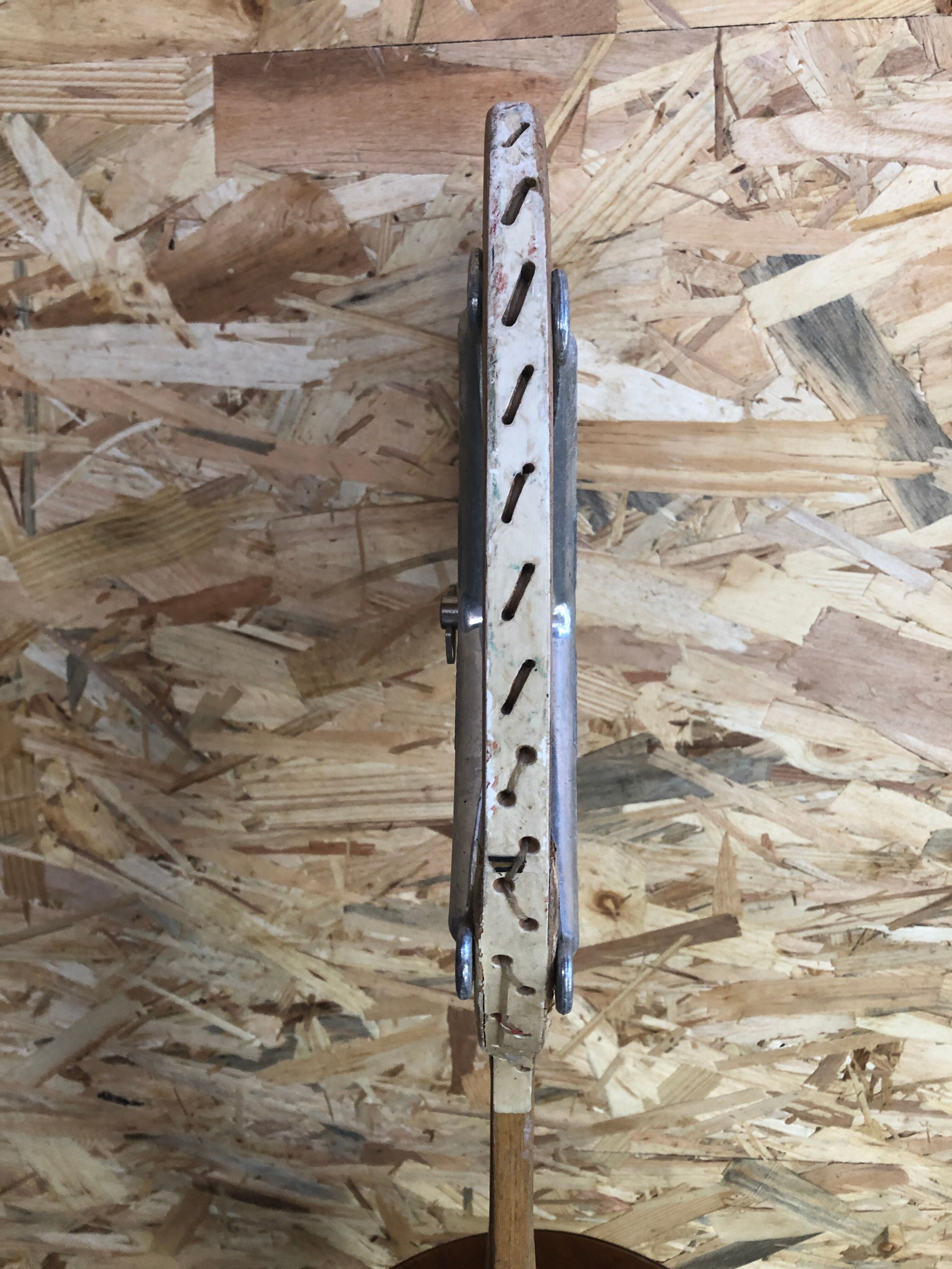 Old tennis racket Slazenger wood metal protection zephyr vintage