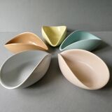 5 ceramic cups from the 50s, pastel tone