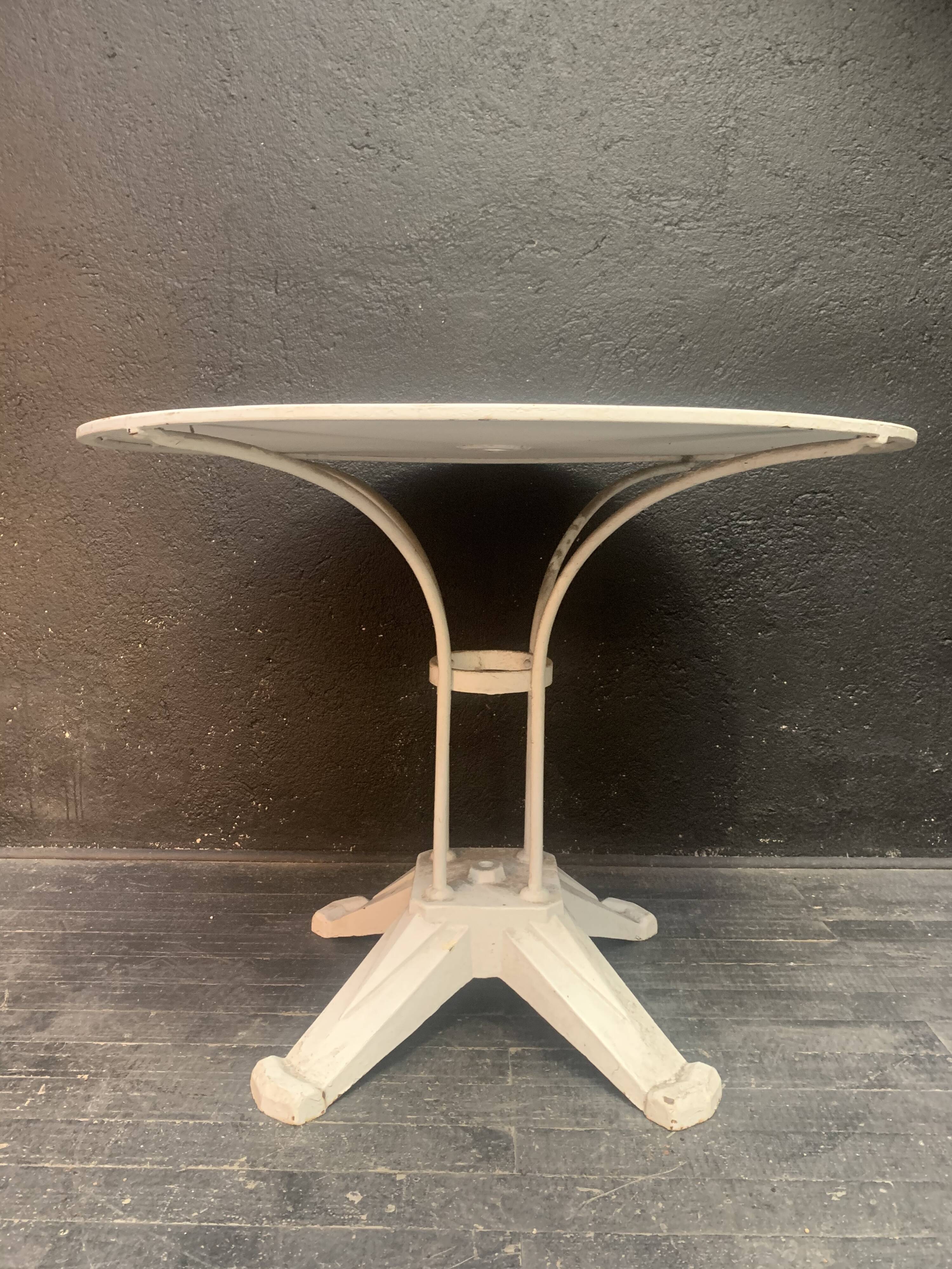 Metal garden table