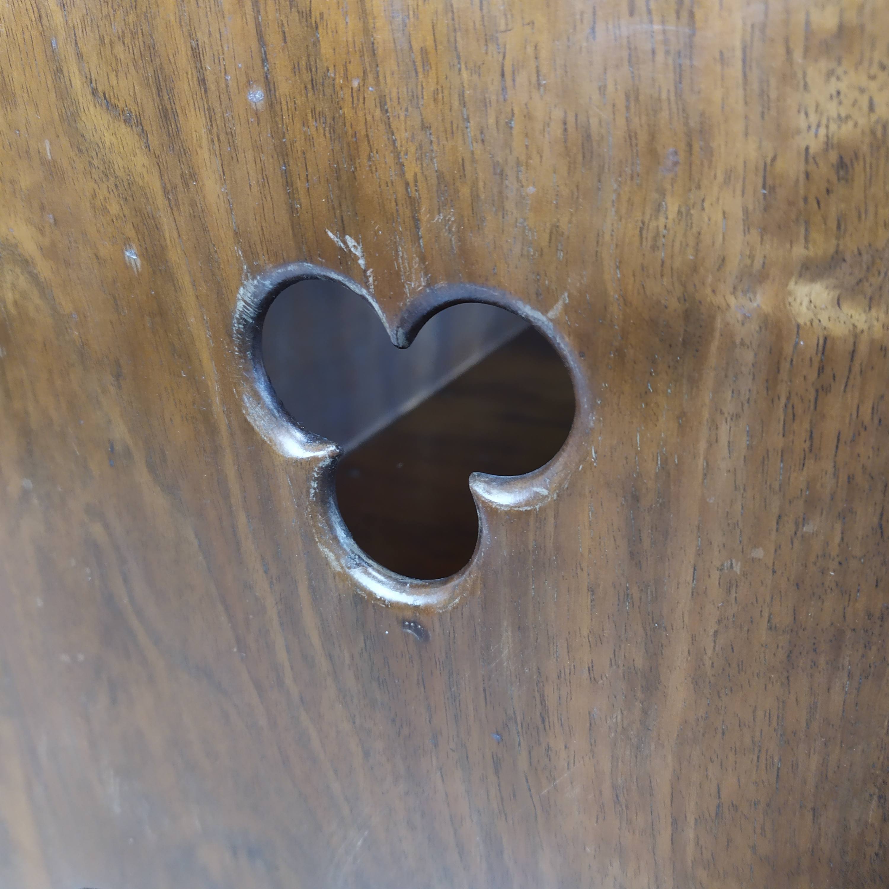 Bibus style Louis XV