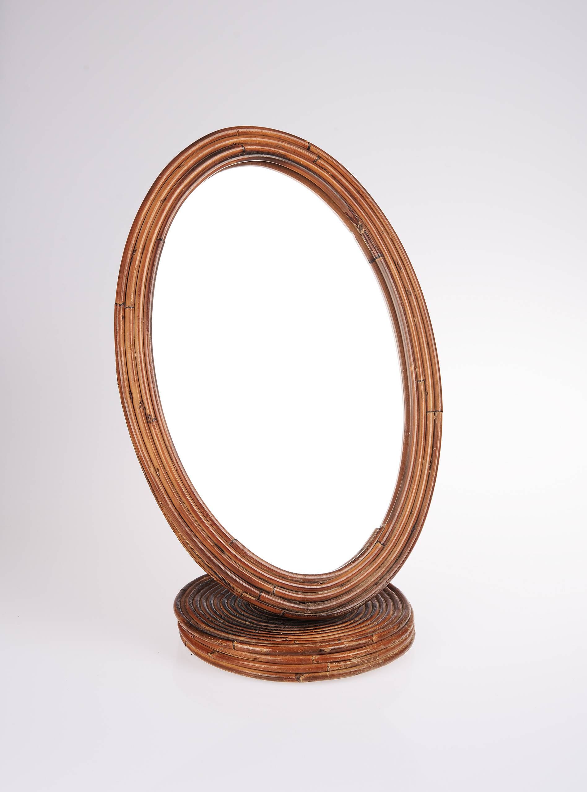 Rattan mirror to stand