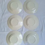 Assiettes creuses à fleurs