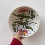 Ceramic salad bowl or decorative plate flower decoration