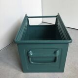 Metal beaked lockers