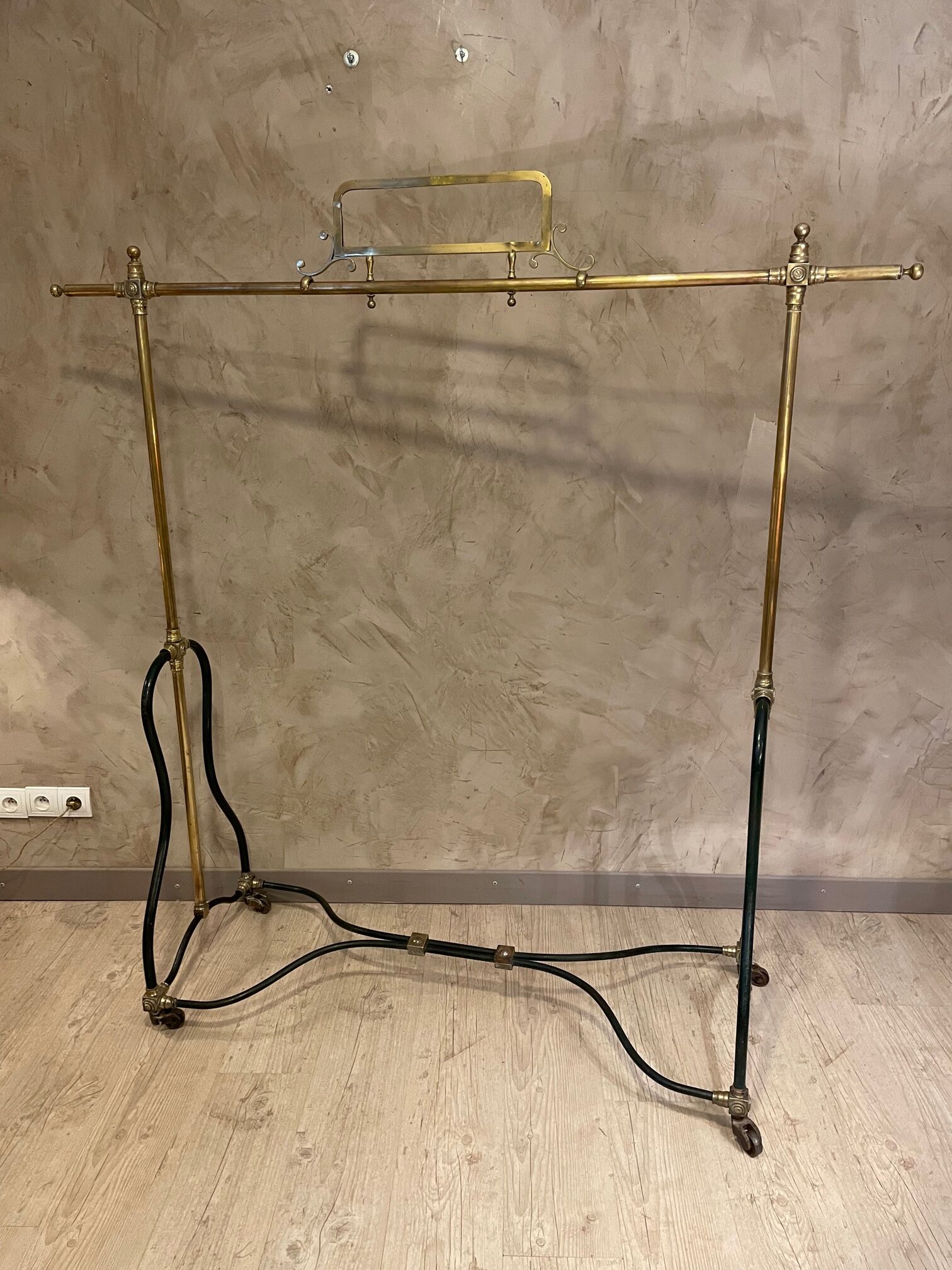Art Nouveau hotel rack