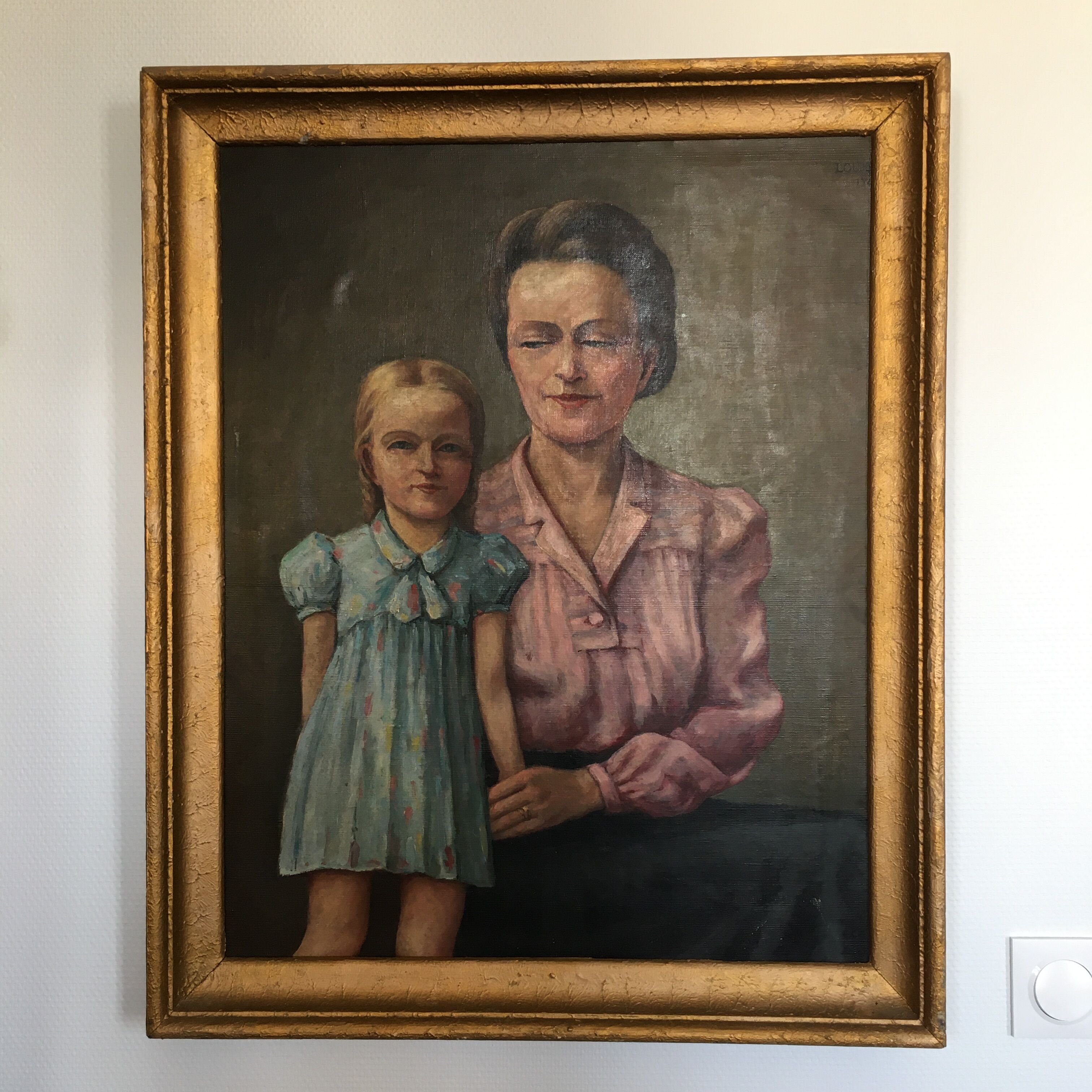Portrait painting of mother and daughter