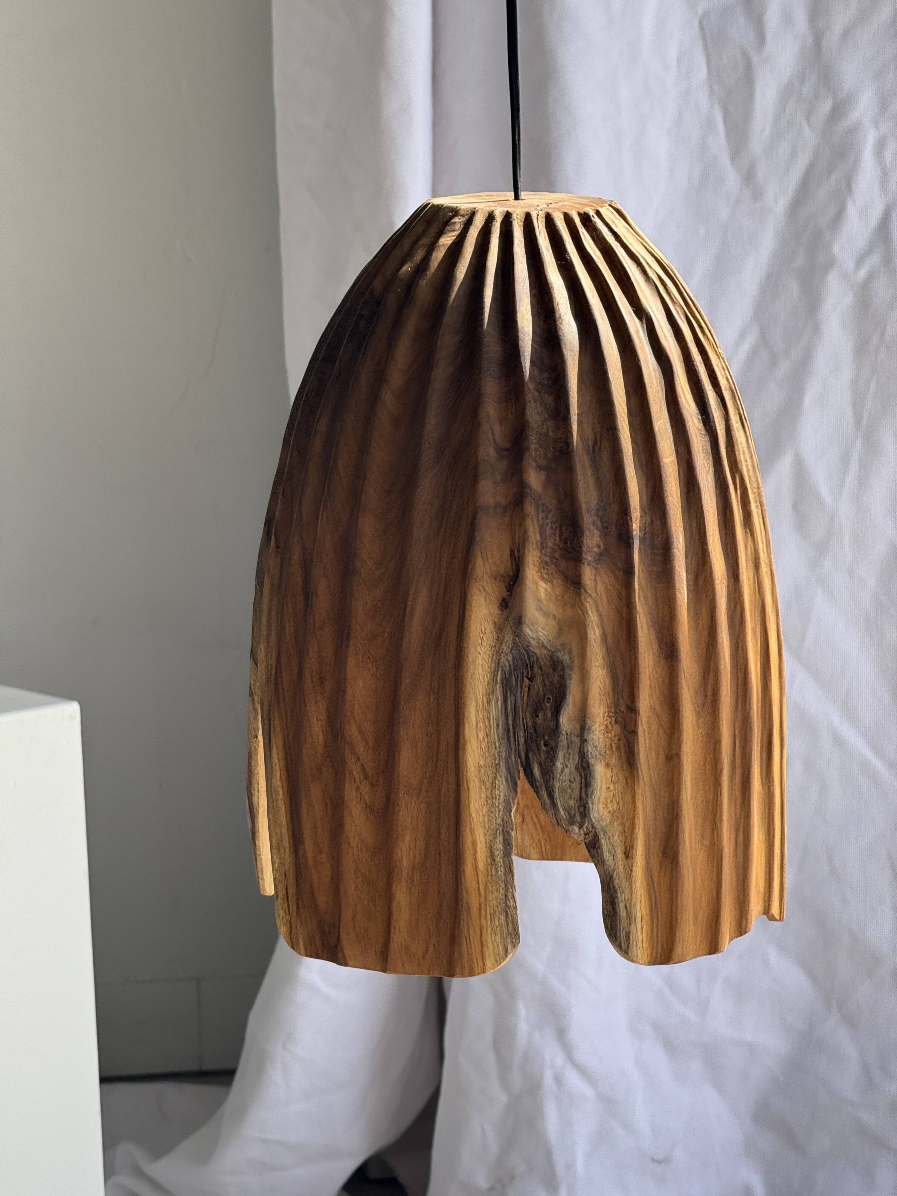 Large suspension or lampshade in organic natural teak, tubular H40 D30.