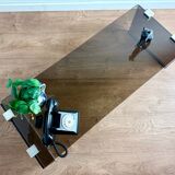 Table basse en verre fumé