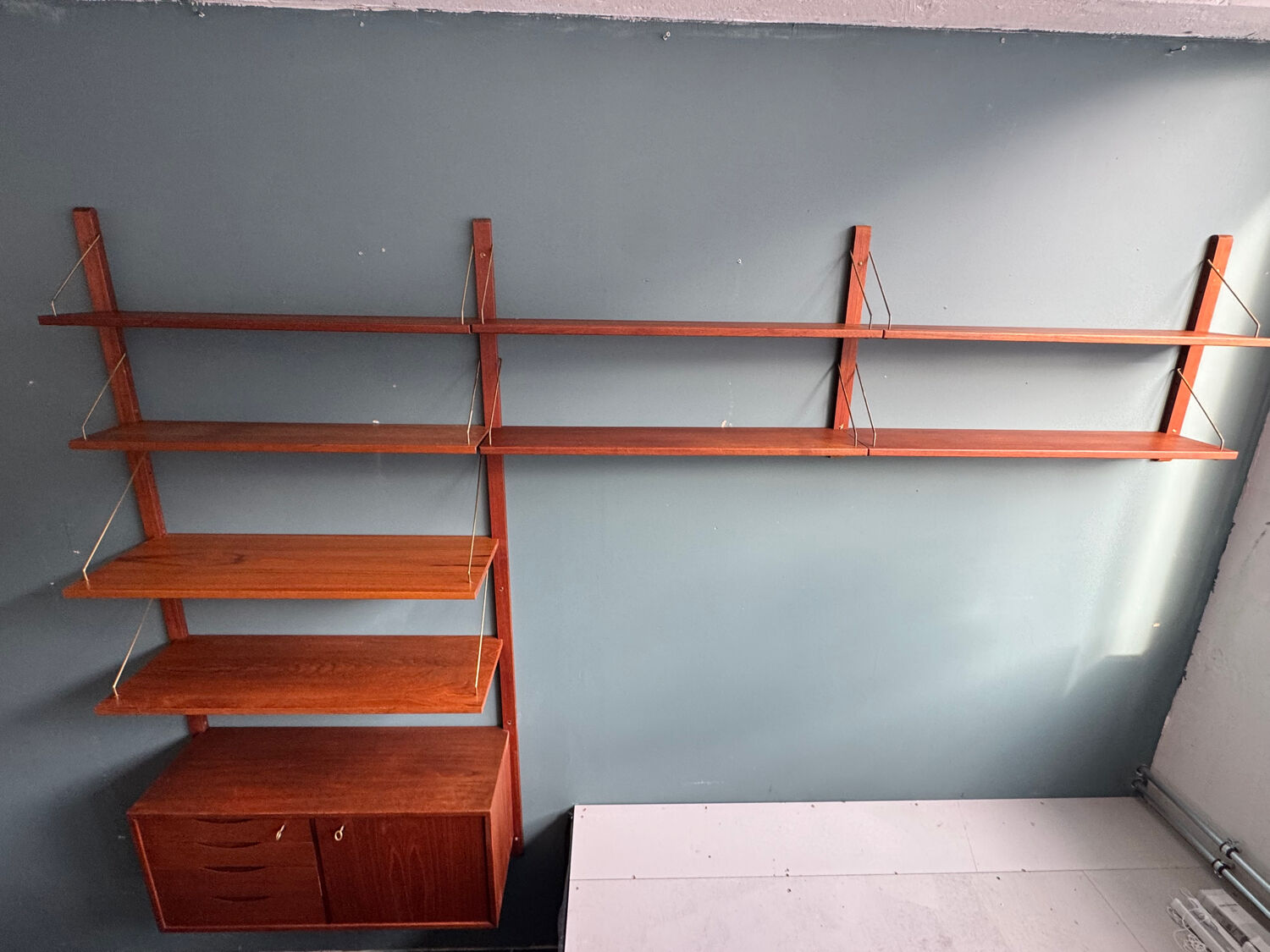 Unité murale modulaire en teck vintage scandinave “Veggen De Luxe”, Norvège