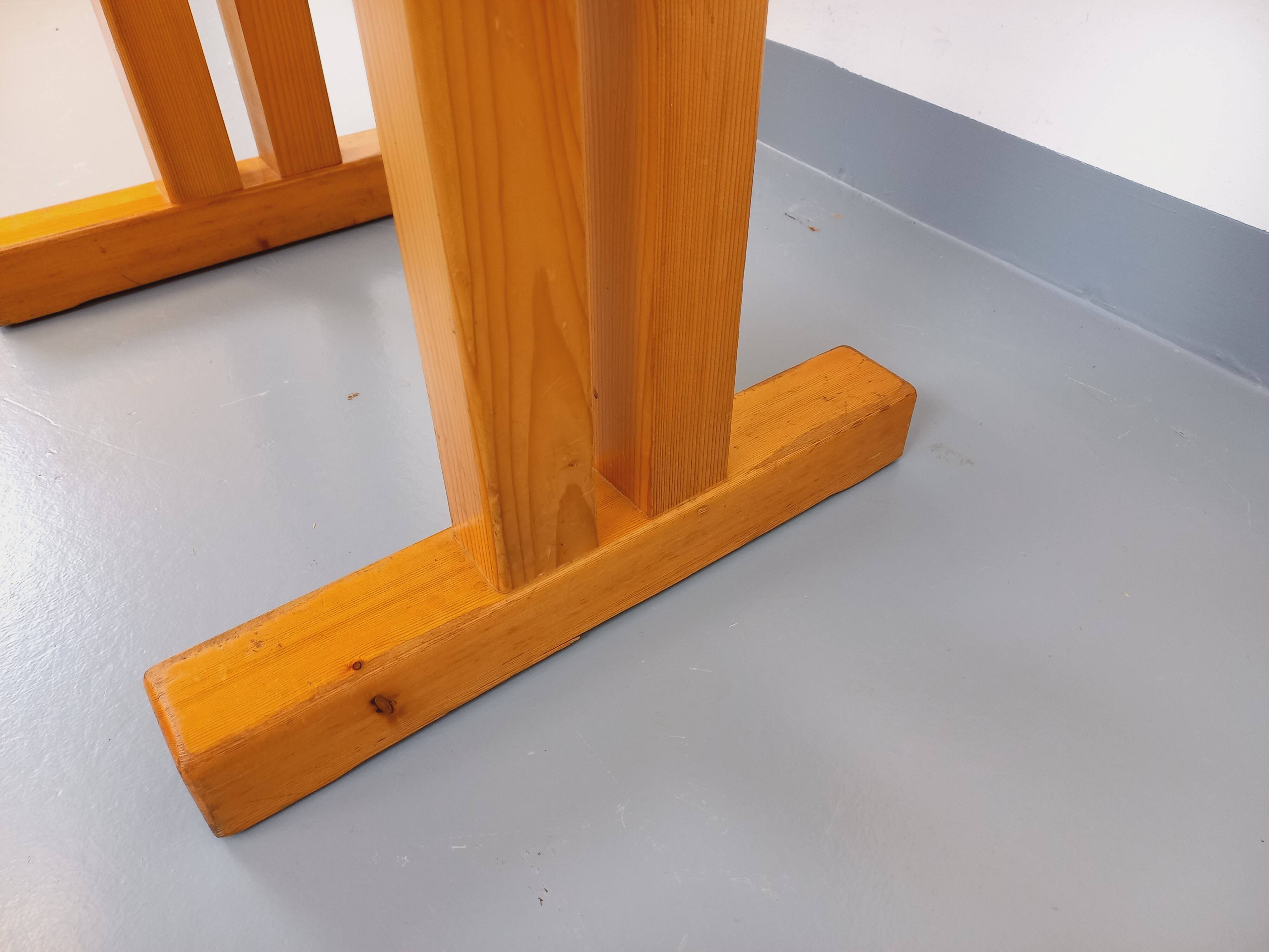 Vintage Charlotte Perriand Les Arcs round pine dining table from the 60s 70s