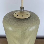 Suspension opaline vintage années 50