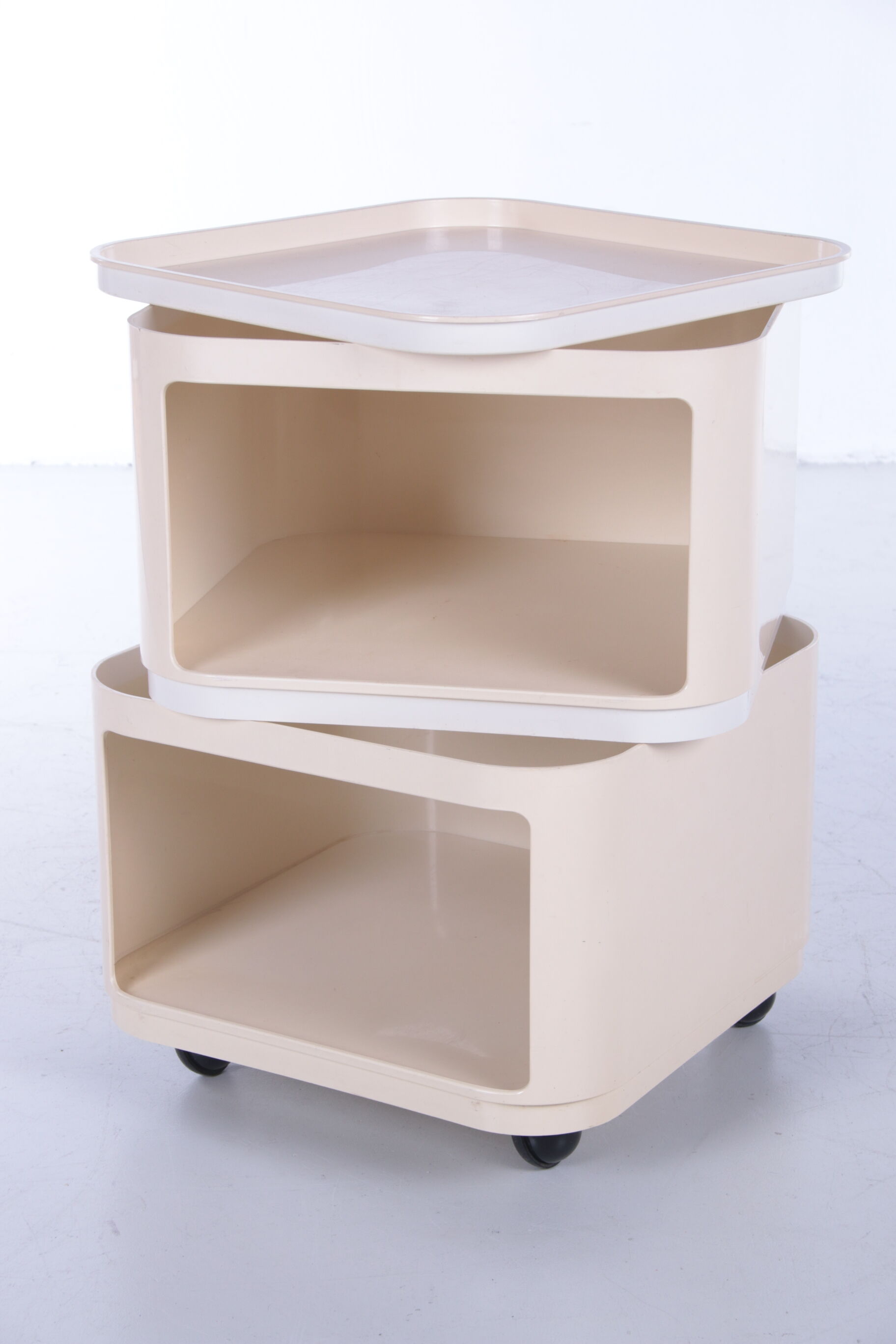 Kartell 2 cube tables Anna Castelli from Italy