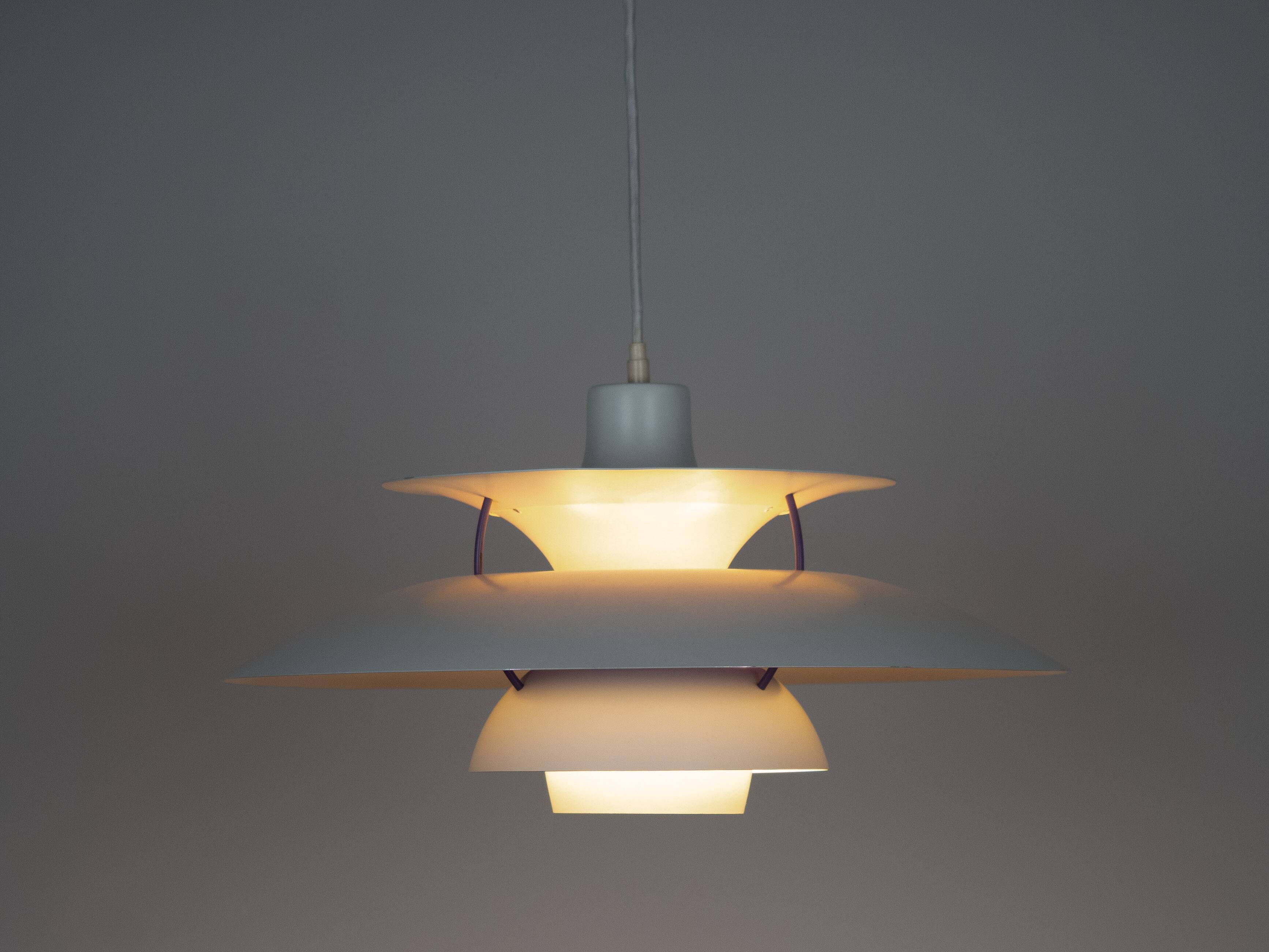 Danish vintage PH 5 pendant lamp by Poul Henningsen, Louis Poulsen, 1958