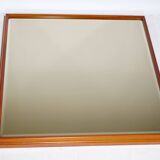 Miroir mural vintage XL en bois de cerisier à bords biseautés, années 1970