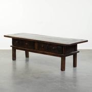 Table basse en bois de châtaignier du XVIIIe siècle d'Europe du Sud