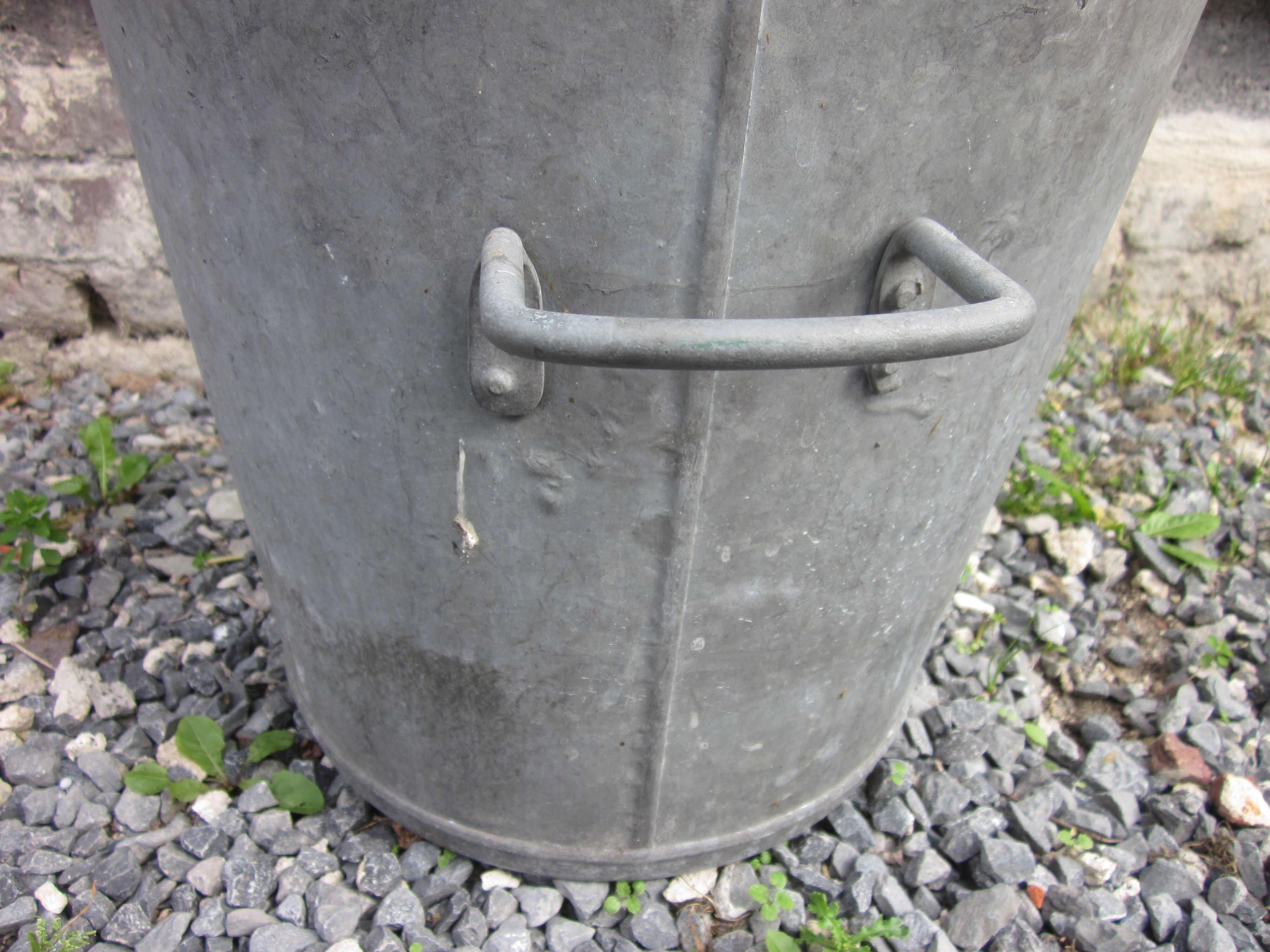 Bassine en zinc