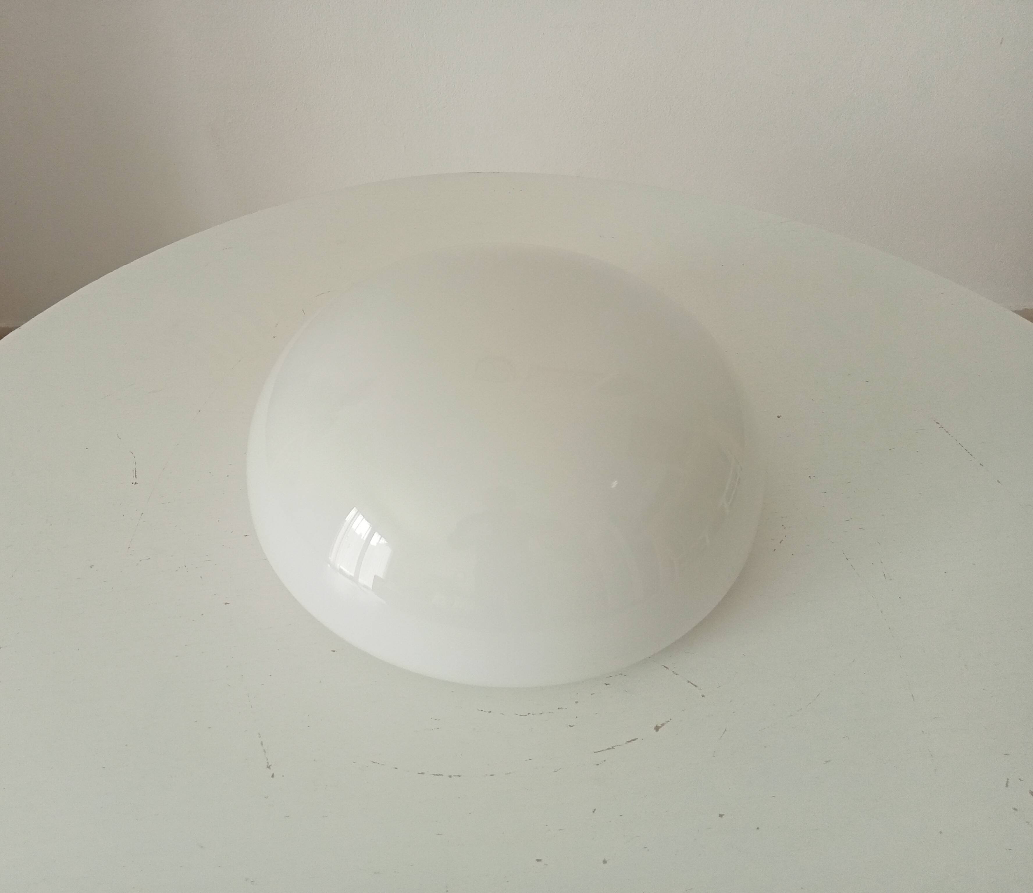 Vintage ceiling light in opaline from the 1960s.