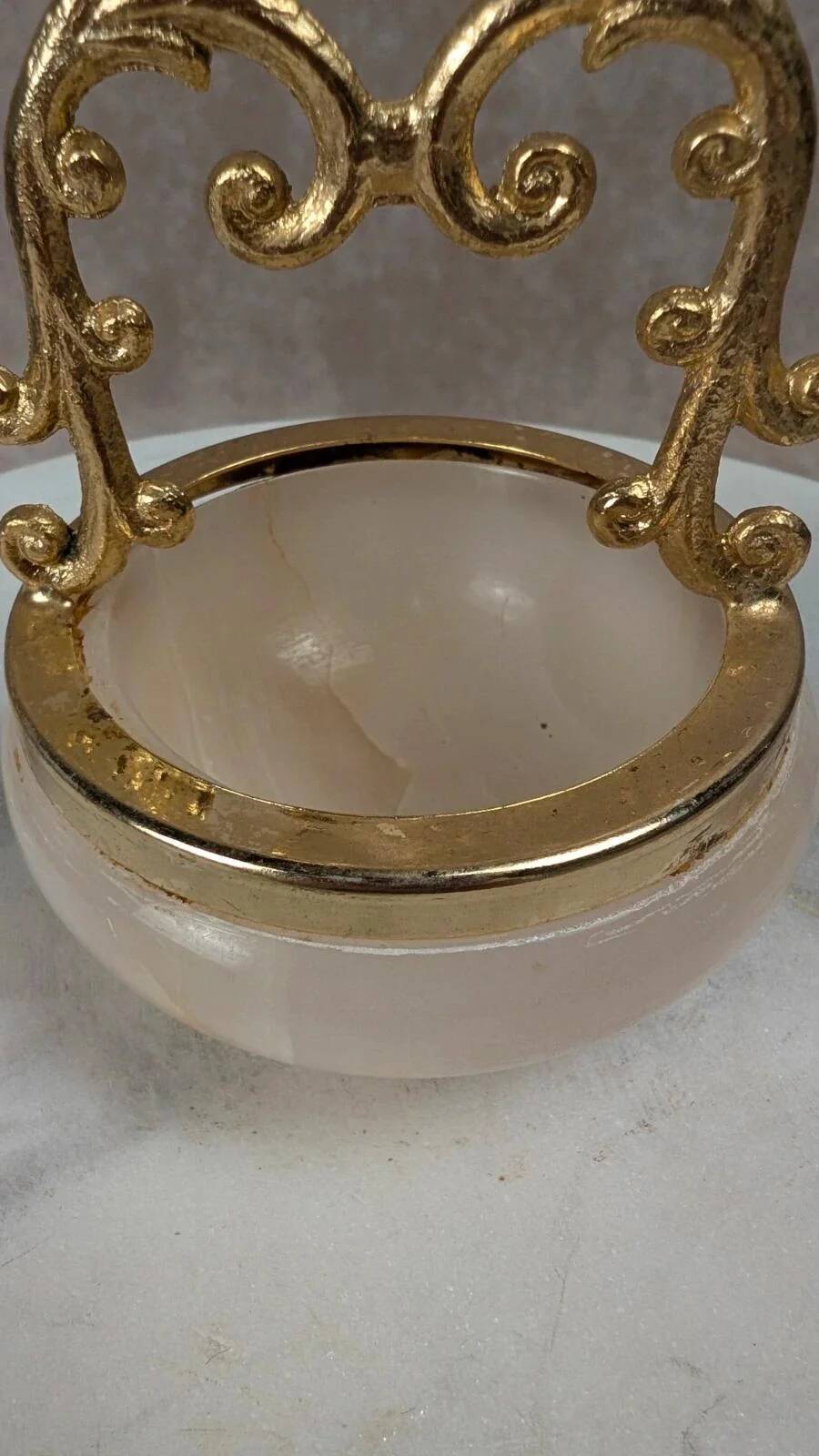 Petit vide-poches vintage en pierre et métal doré