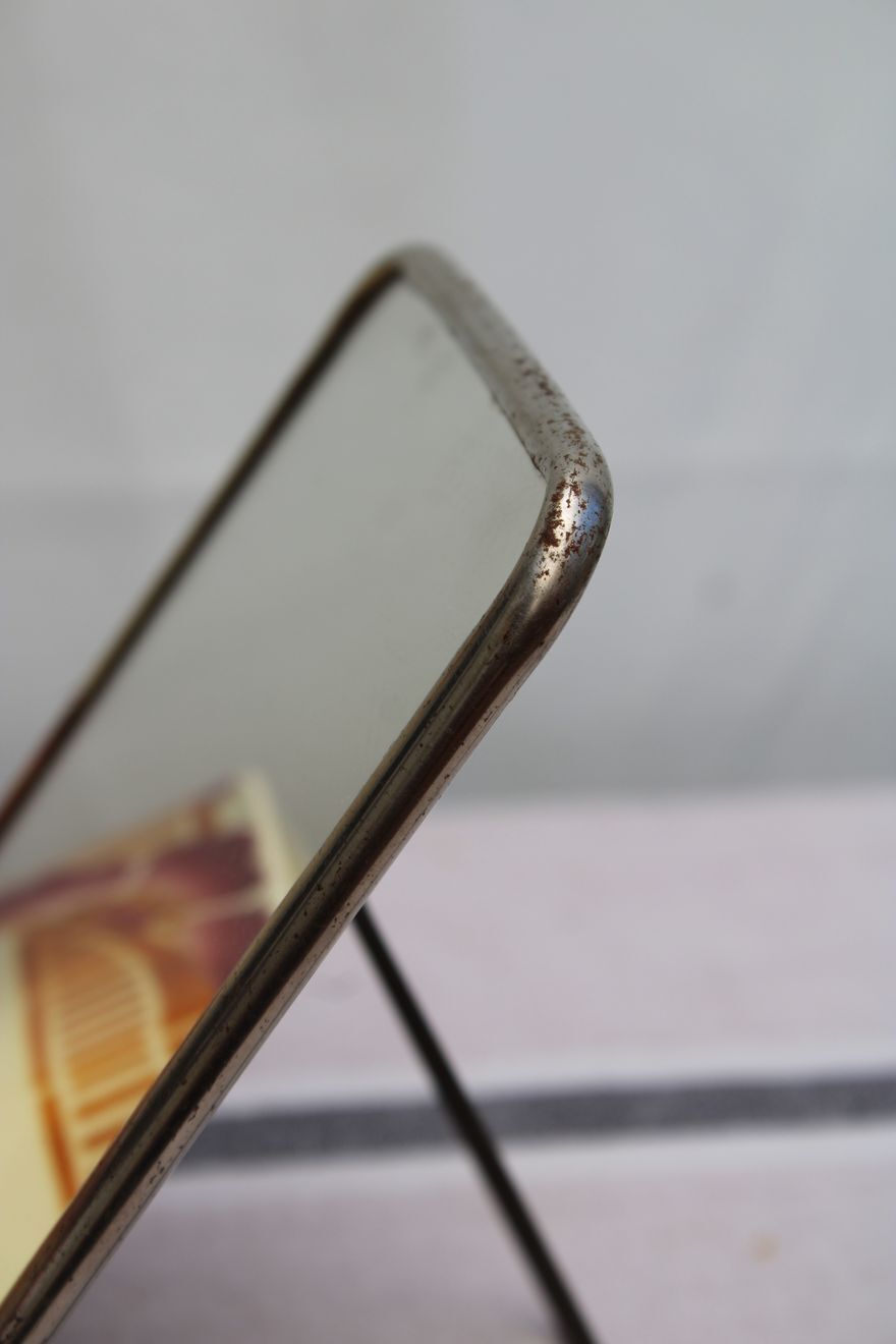 Barber mirror