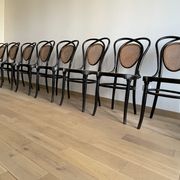 Série de 8 chaises viennoises N.33 de J&J Kohn, 1900