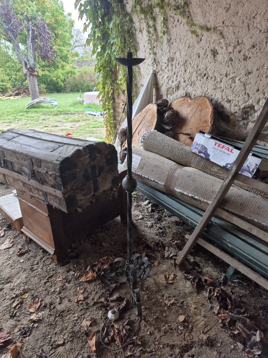 Wrought iron lamp post