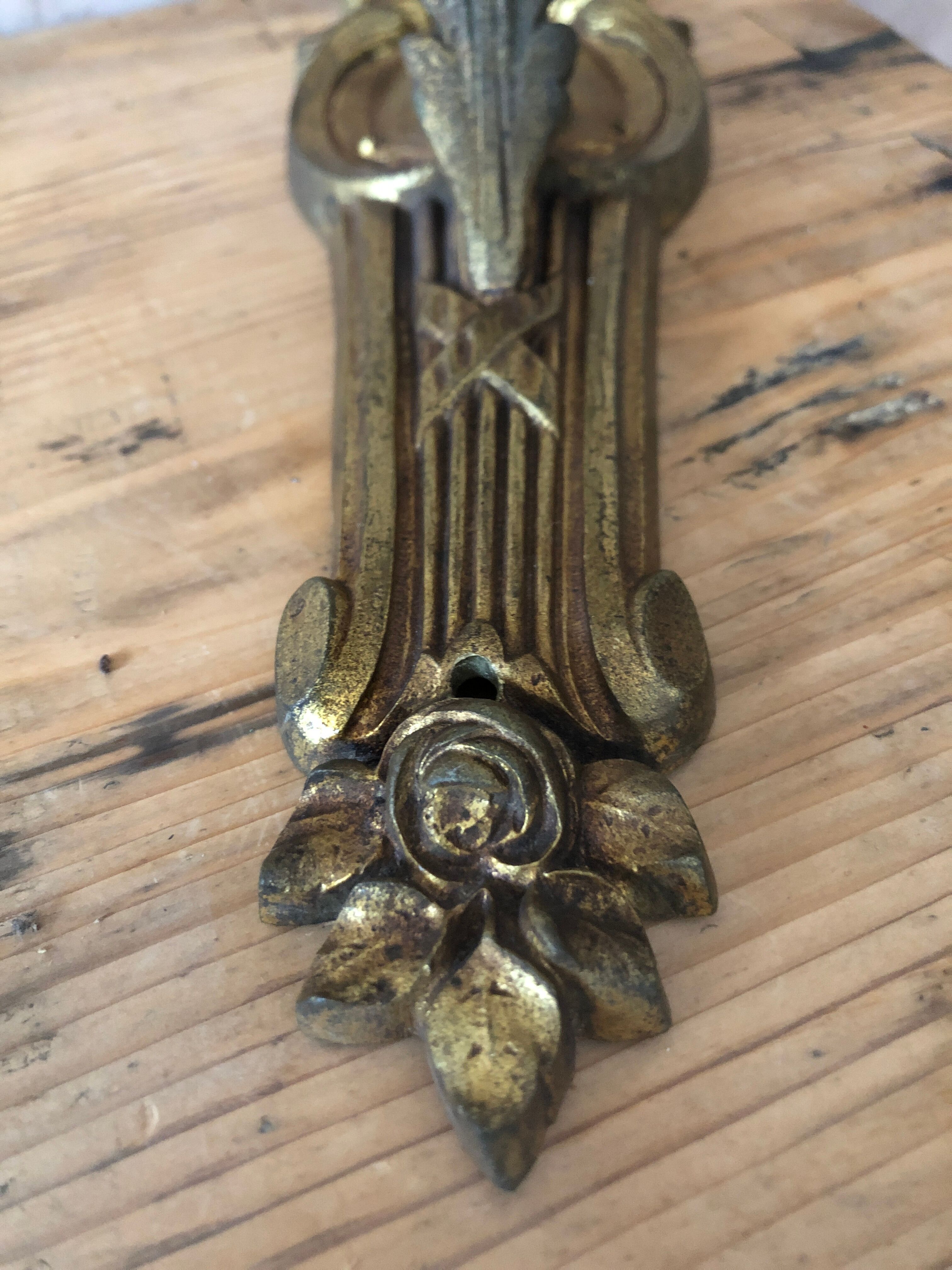 Bronze wall lamp