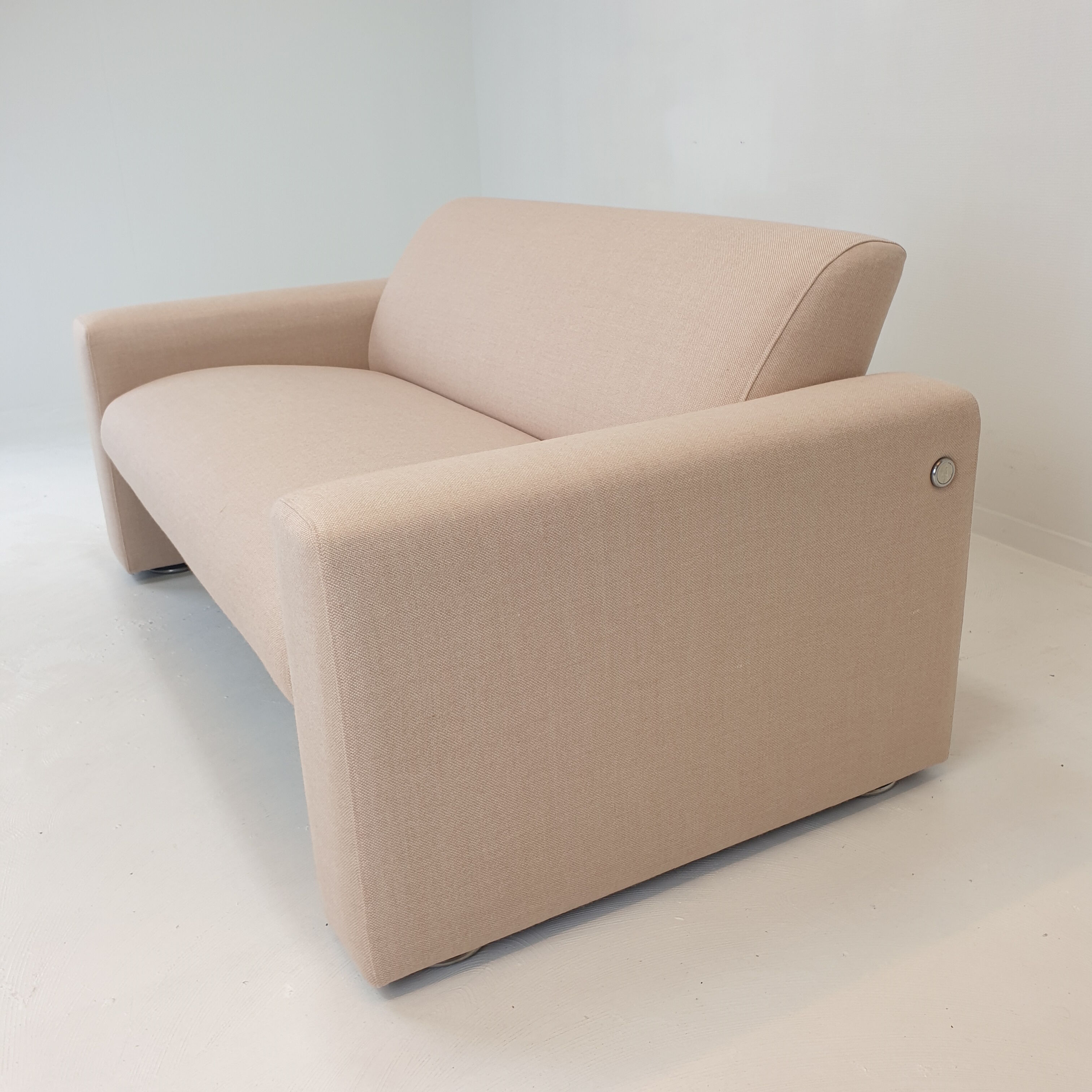 Model 691 2-Seat Sofa by Artifort, 1980s