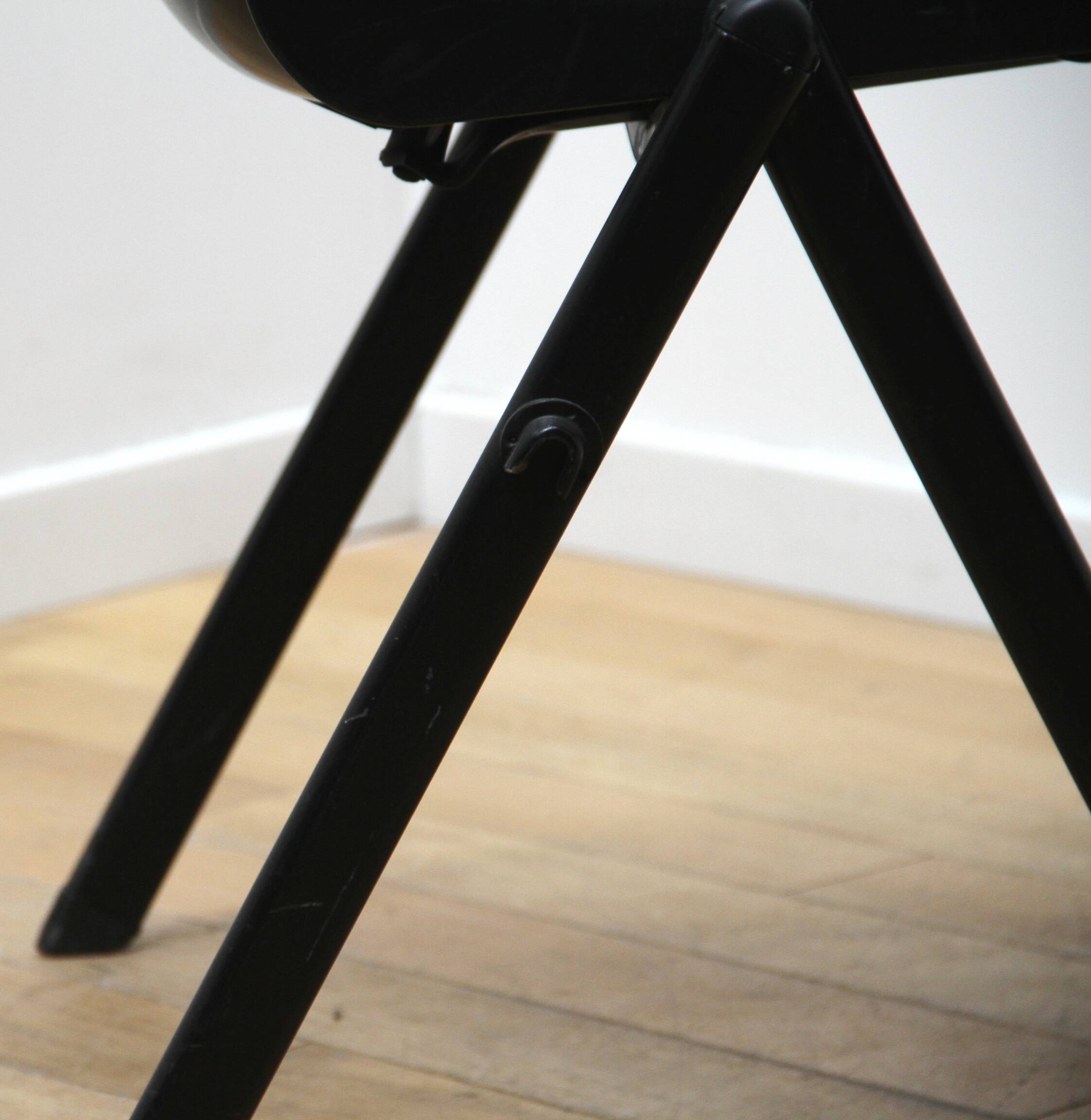 Set of 8 Dorsal chairs, Eurosit