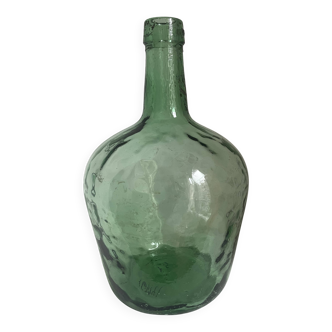 Set of 18 decorative items