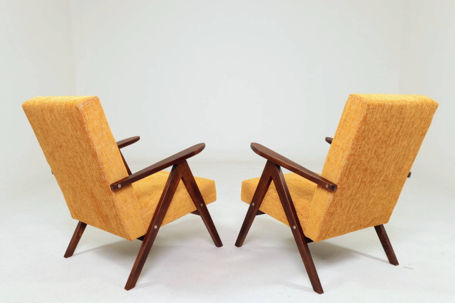 Pair de fauteuils vintage tissu orange l'année 1980