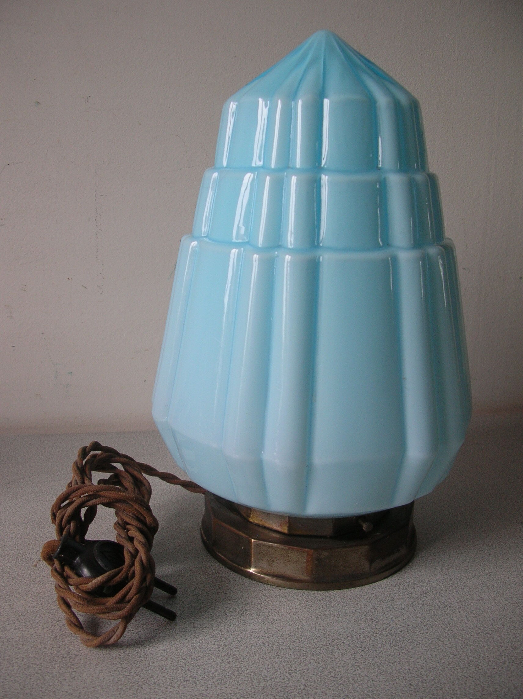 Old Art Deco lamp blue opal globe skyscraper style New York 1920/30