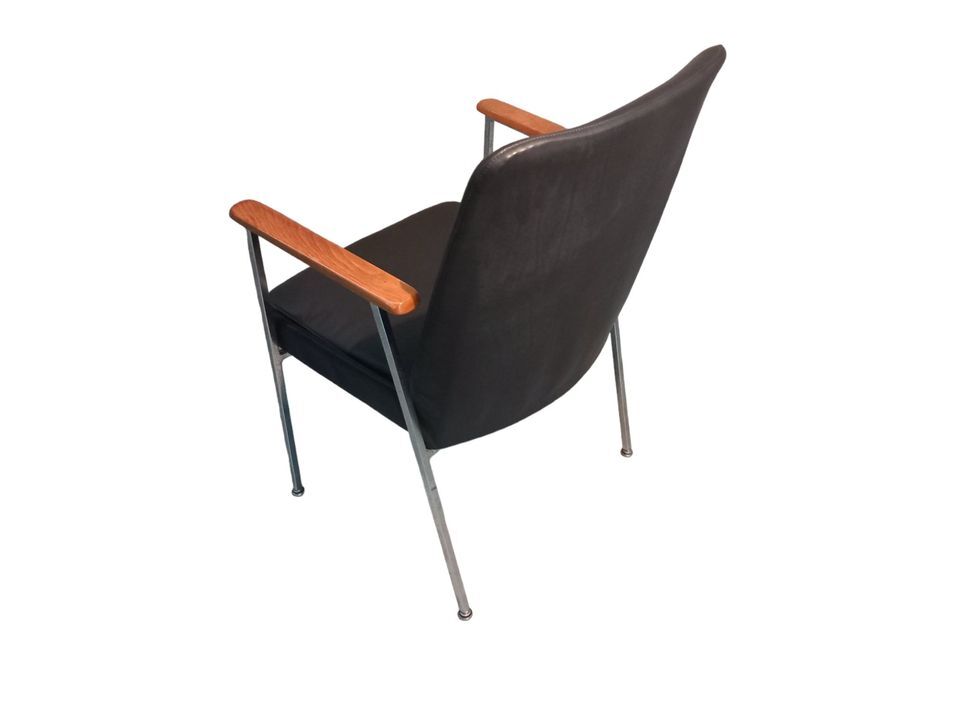 4 vintage design dining chairs in black leather mauser werke germany 1960s