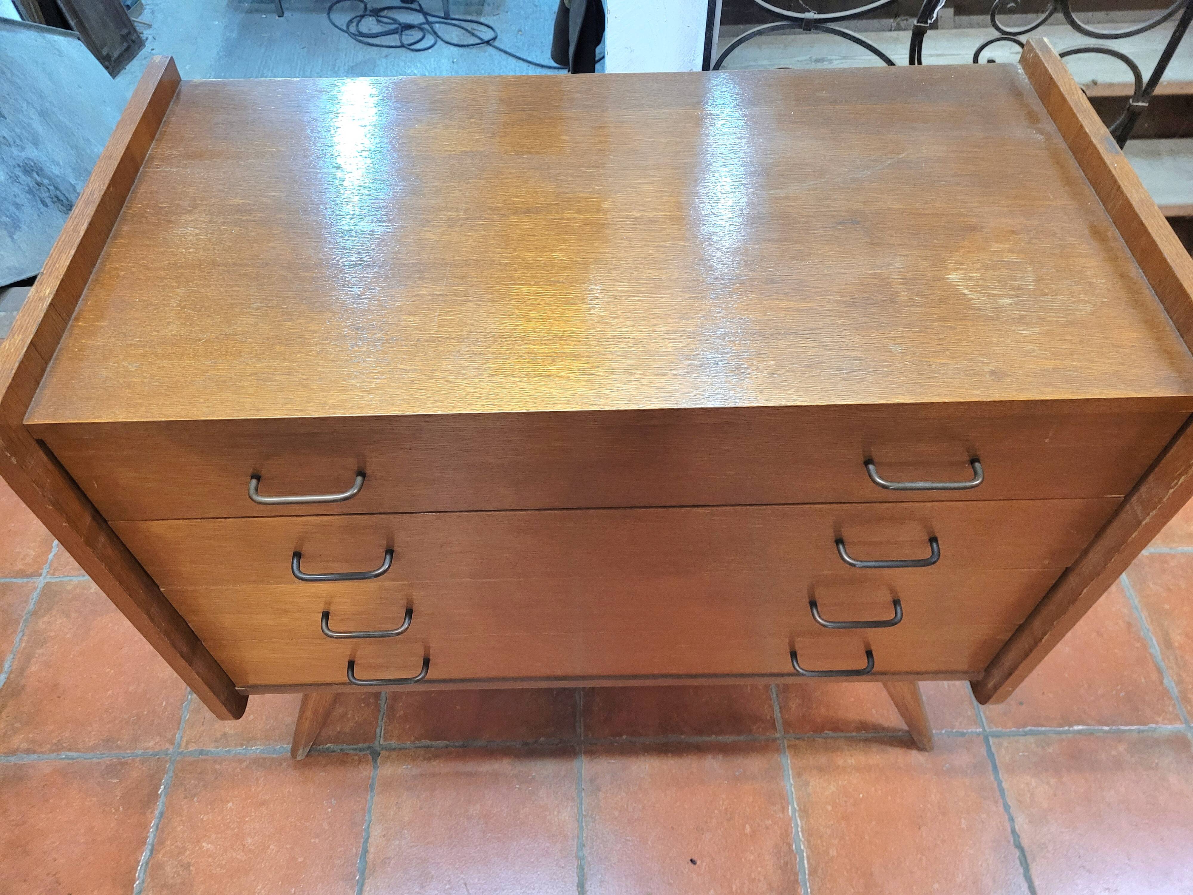 Vintage oak chest of drawers from the 60s