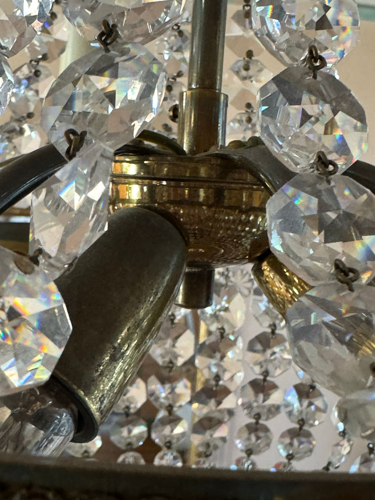 Crystal balloon chandelier from the 1960s.