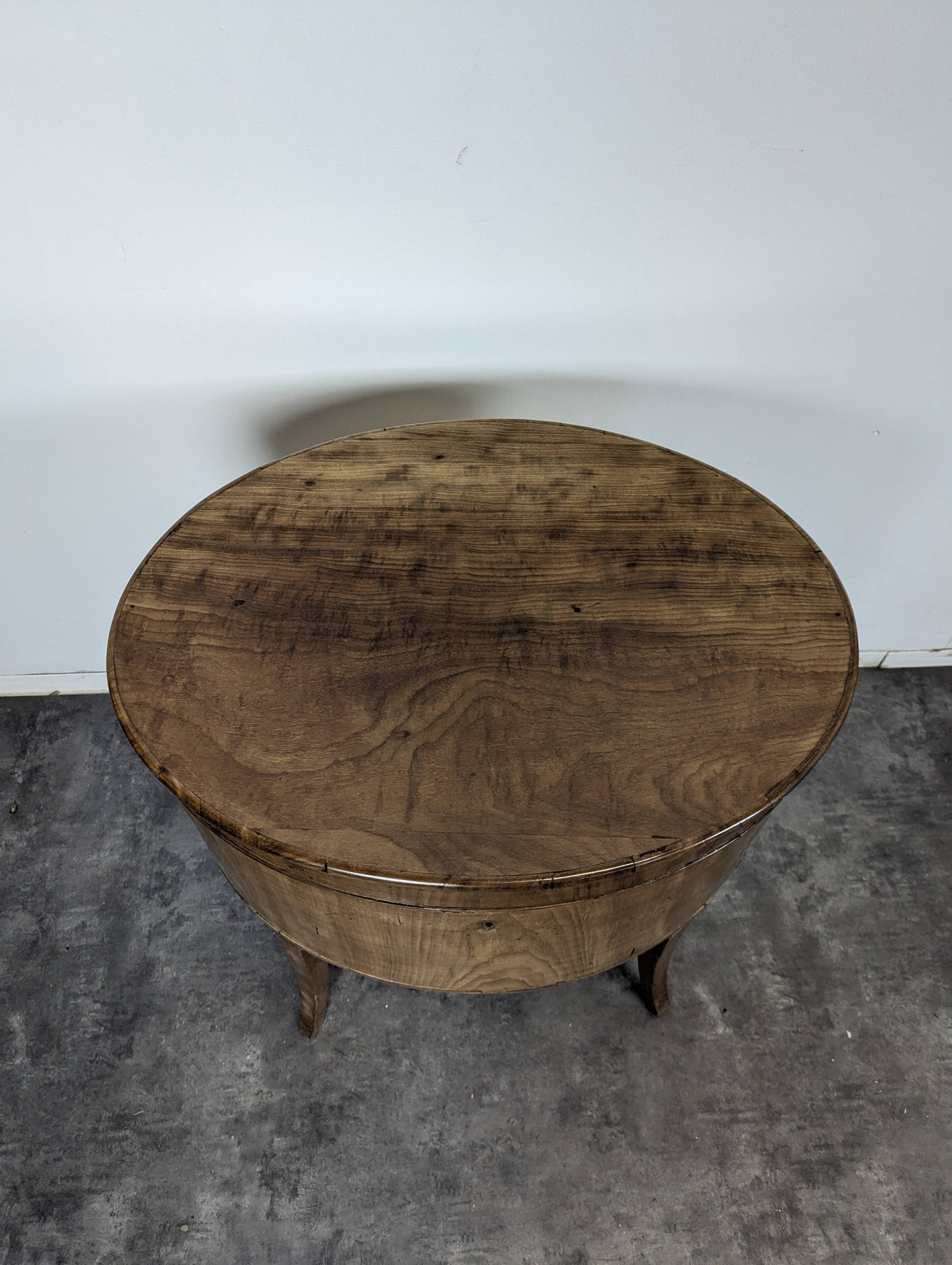 English Cellaret Bar Cabinet in Mahogany, Georgian period
