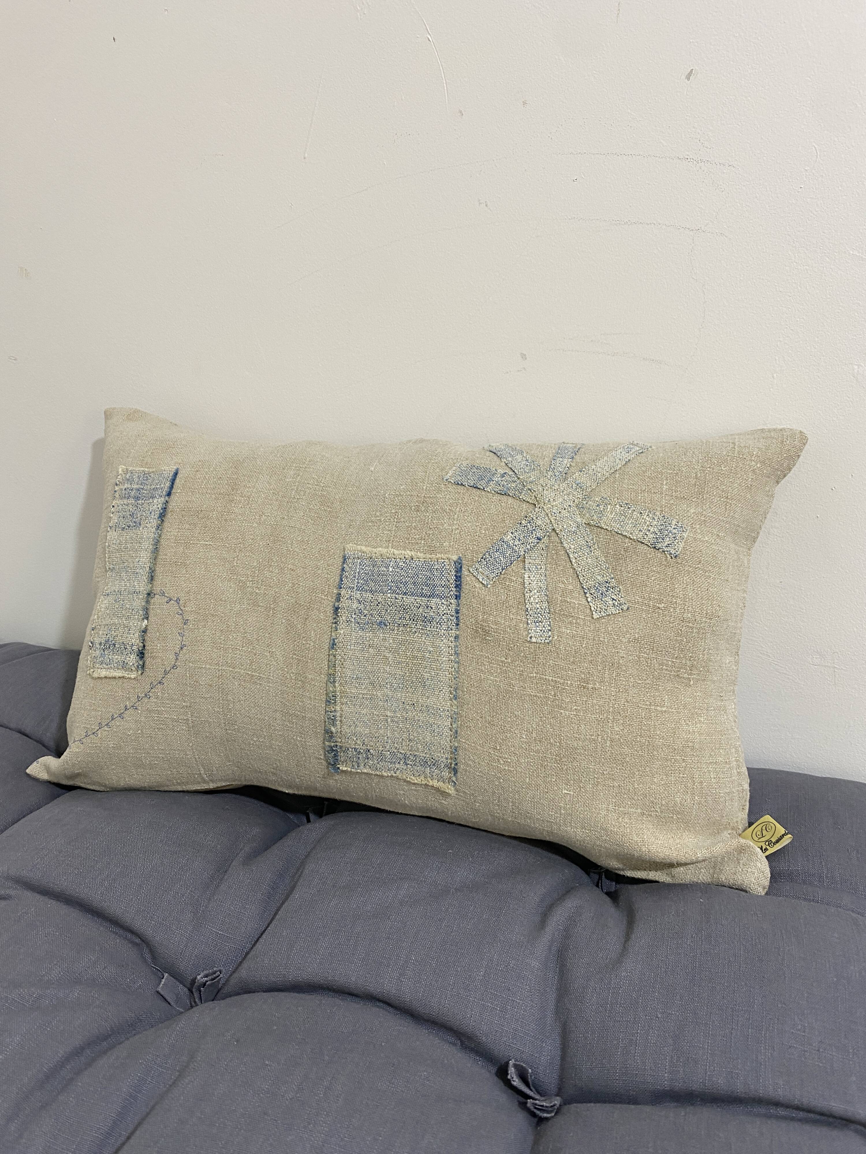 Handmade cushion in vintage fabric, Kilim style - Double-sided