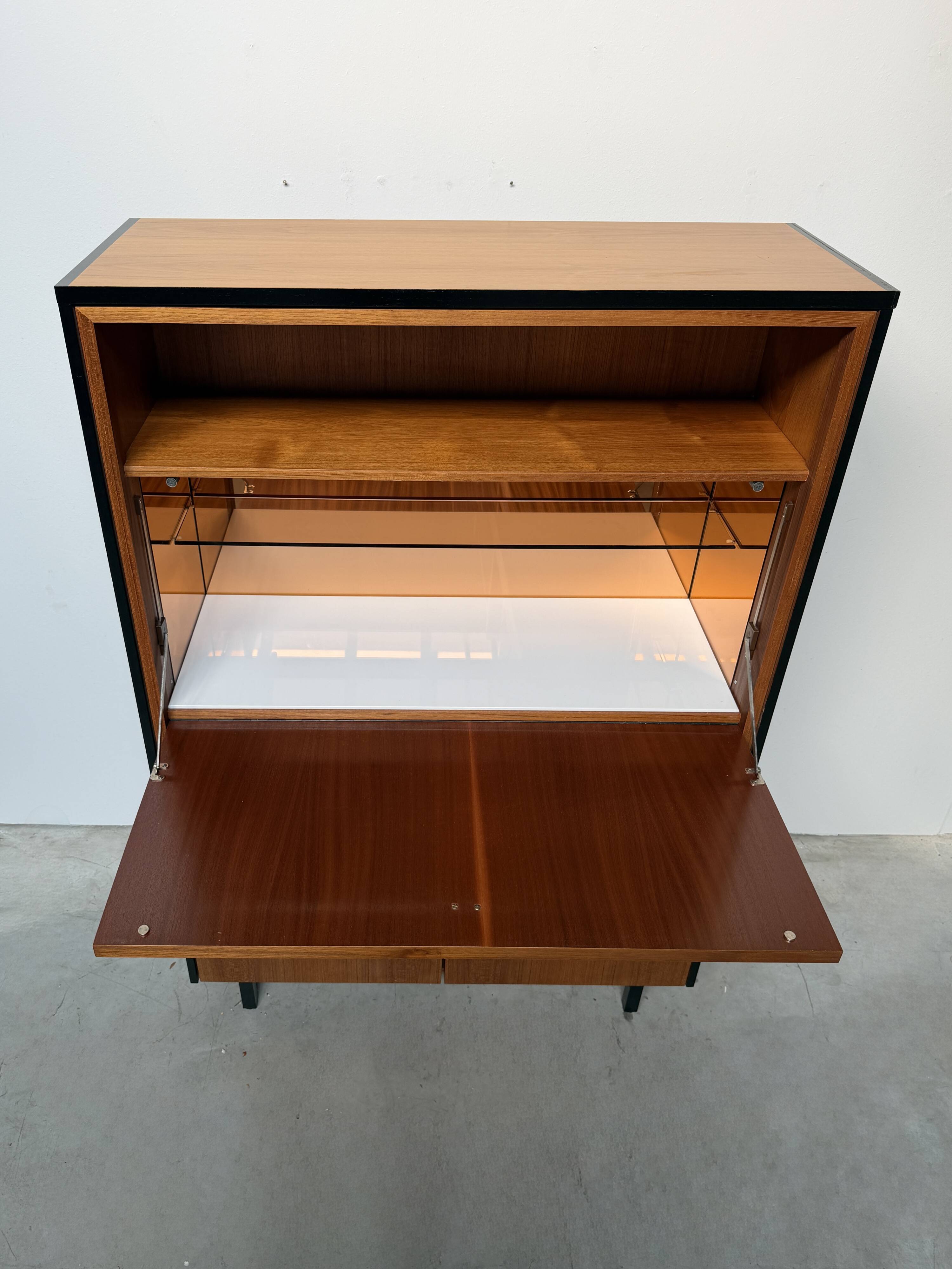 Barschrank Highboard